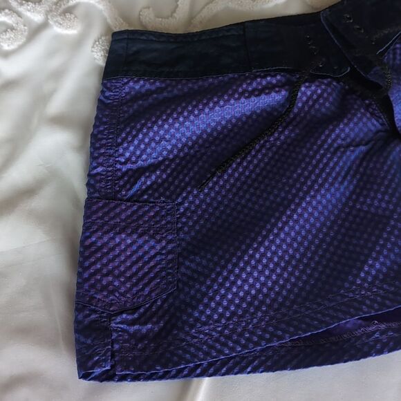 1990s Vintage Metallic Surf Style Short Shorts - Picture 9 of 15